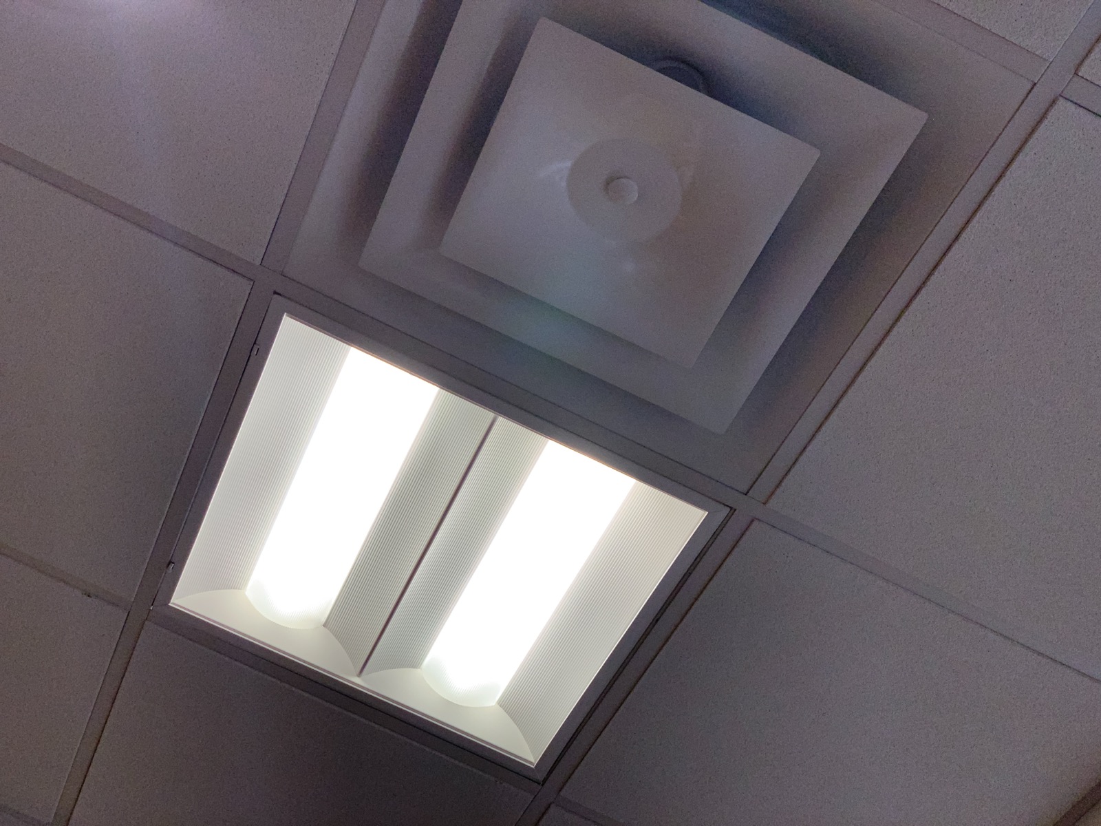 Ventilación mecánica forzada
